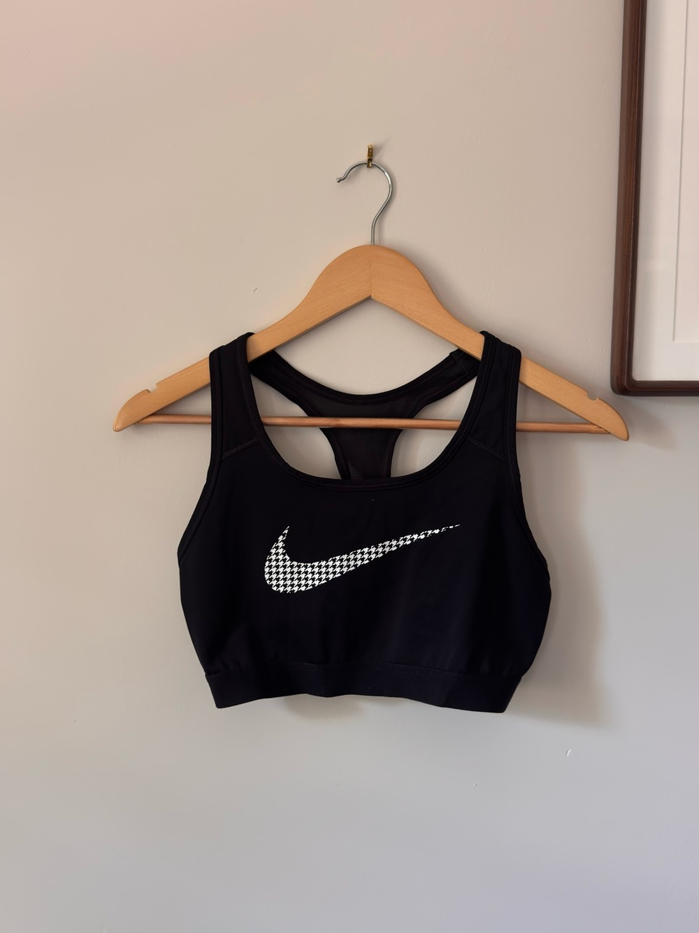 Nike Dri-FIT Sports Bra with Houndstooth Swoosh